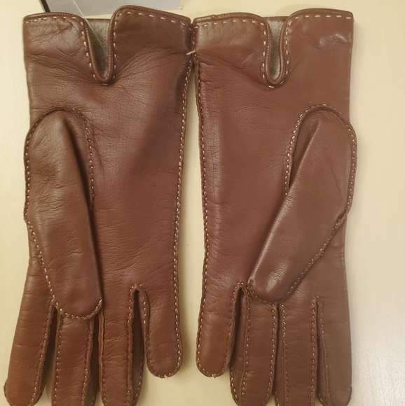 Barneys New York  gloves 100% cashmere size 6.5 - Picture 3 of 5